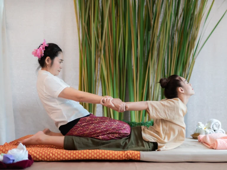 thai massage 768x576